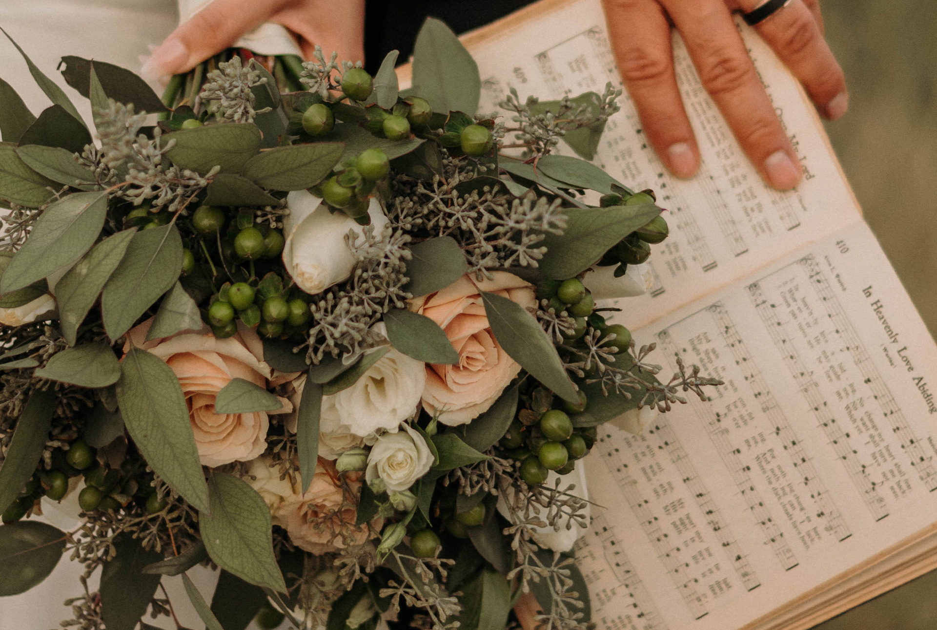 Flower Delivery Johor Bahru | Instagrammable Cafe Johor Bahru | Flower Bouquet Johor Bahru | Flower Course Johor Bahru